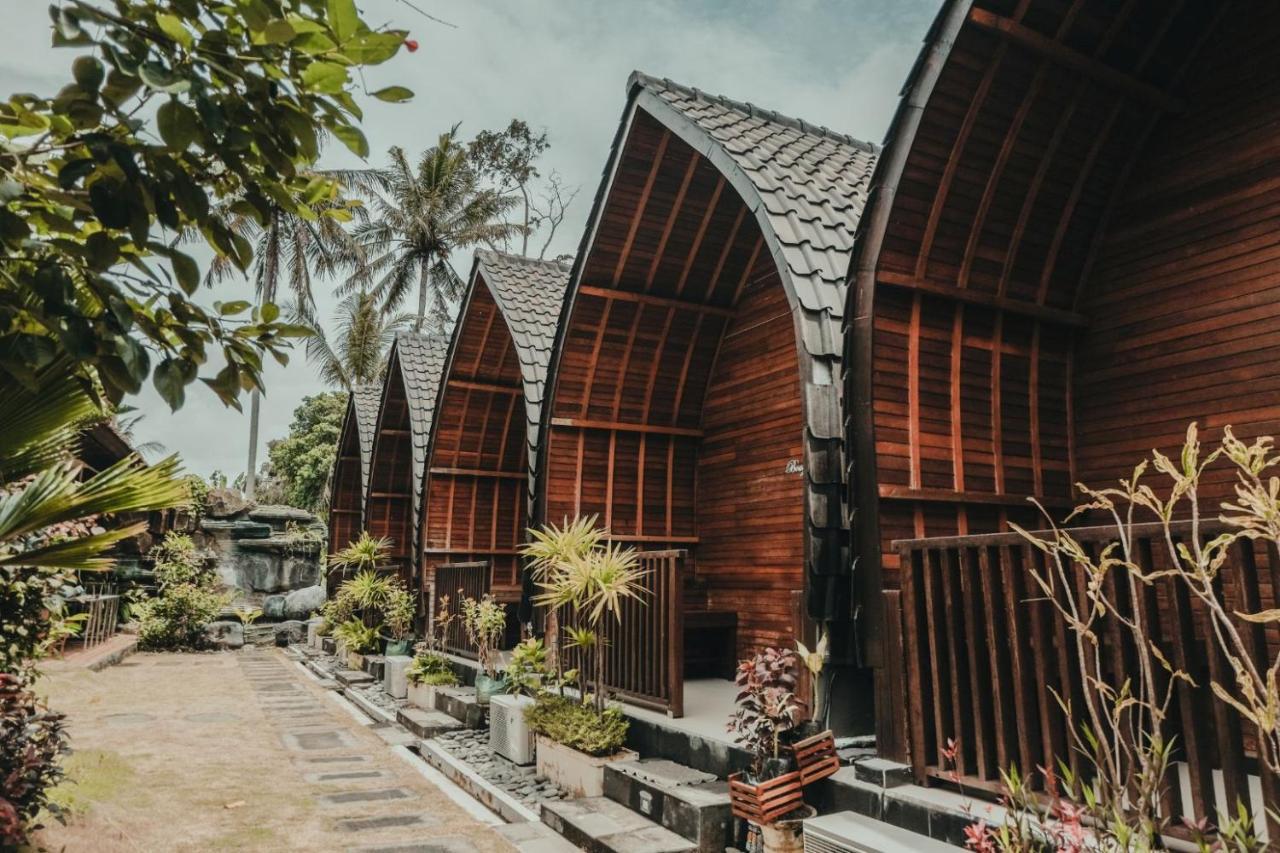 Sekar Arum Riverside Resort In Canggu Танаг-Лот Екстер'єр фото
