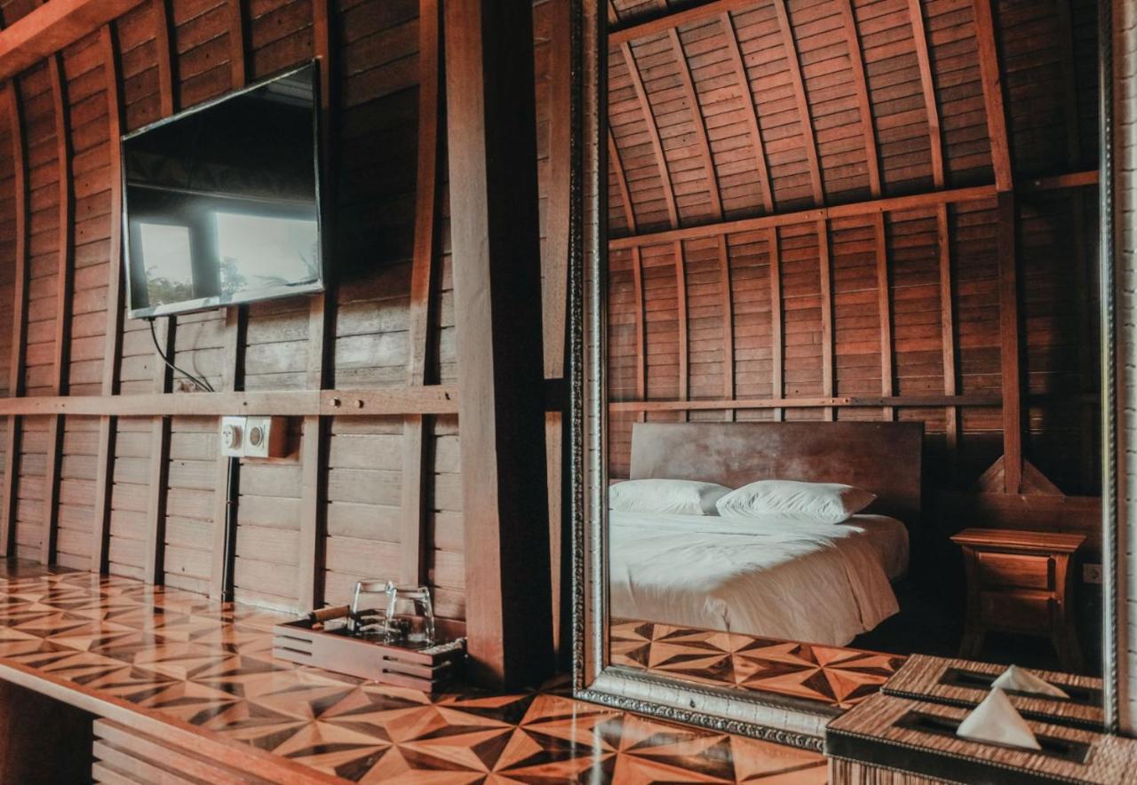 Sekar Arum Riverside Resort In Canggu Танаг-Лот Екстер'єр фото