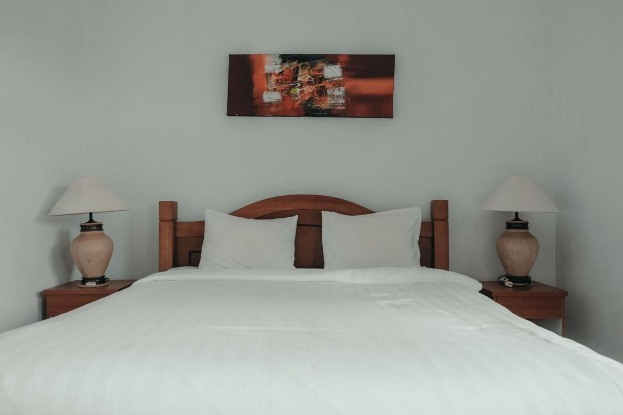 Sekar Arum Riverside Resort In Canggu Танаг-Лот Екстер'єр фото