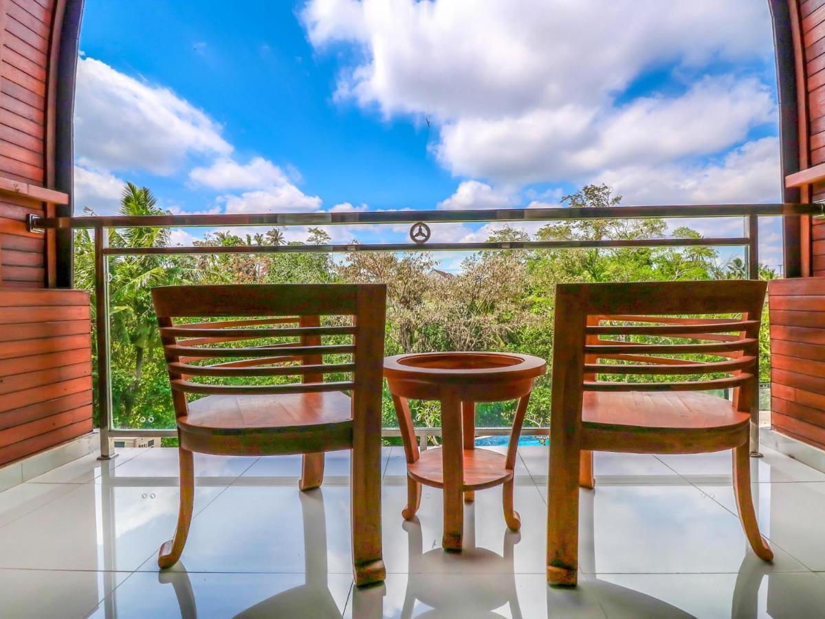 Sekar Arum Riverside Resort In Canggu Танаг-Лот Екстер'єр фото