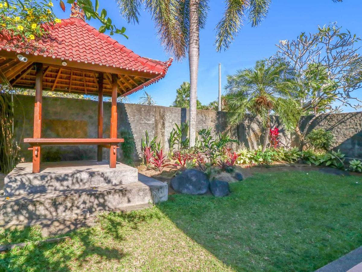 Sekar Arum Riverside Resort In Canggu Танаг-Лот Екстер'єр фото